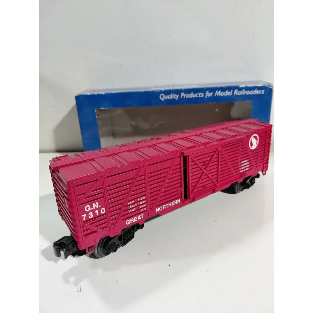 Industrial Rail 3002 O Gauge Model Railroad Great Northern Cattle Car w/Box